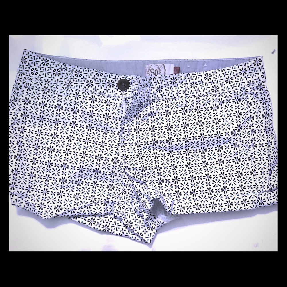 Flower shorts